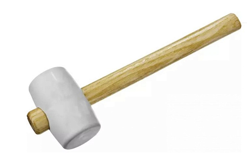  ЗУБР 900г Белая резиновая киянка с деревянной рукояткой 